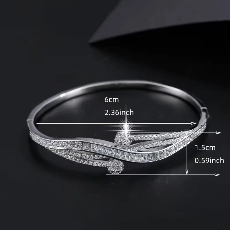 Olivia – Stylish and Versatile Women's Bracelet