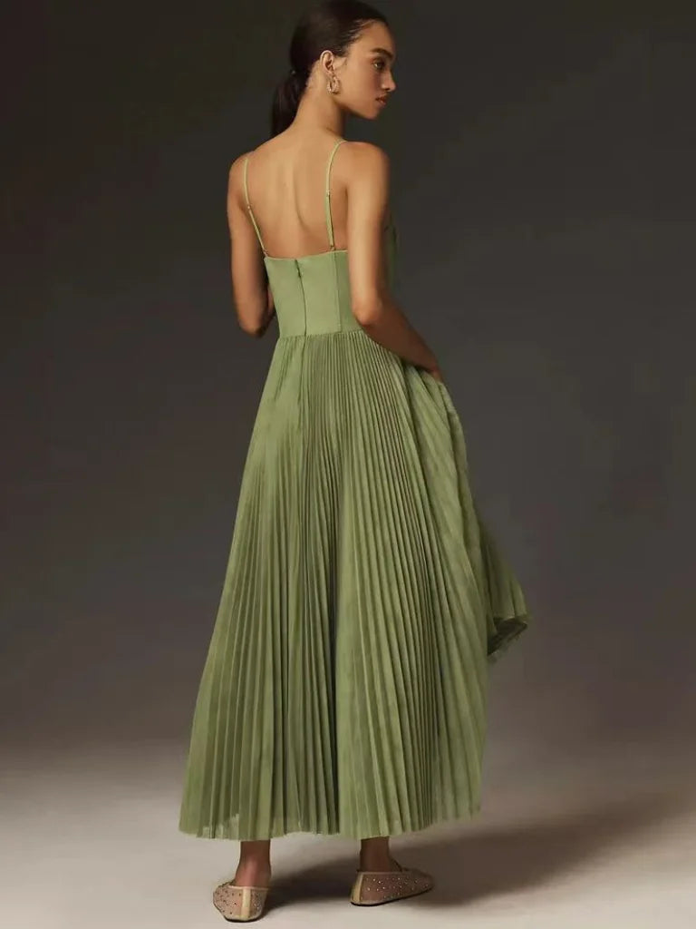 VERONIQUE VERDE™ | Elegance & Timeless Class