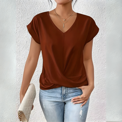 EMMA™ | Stylish T-shirt – Chic & Comfortable