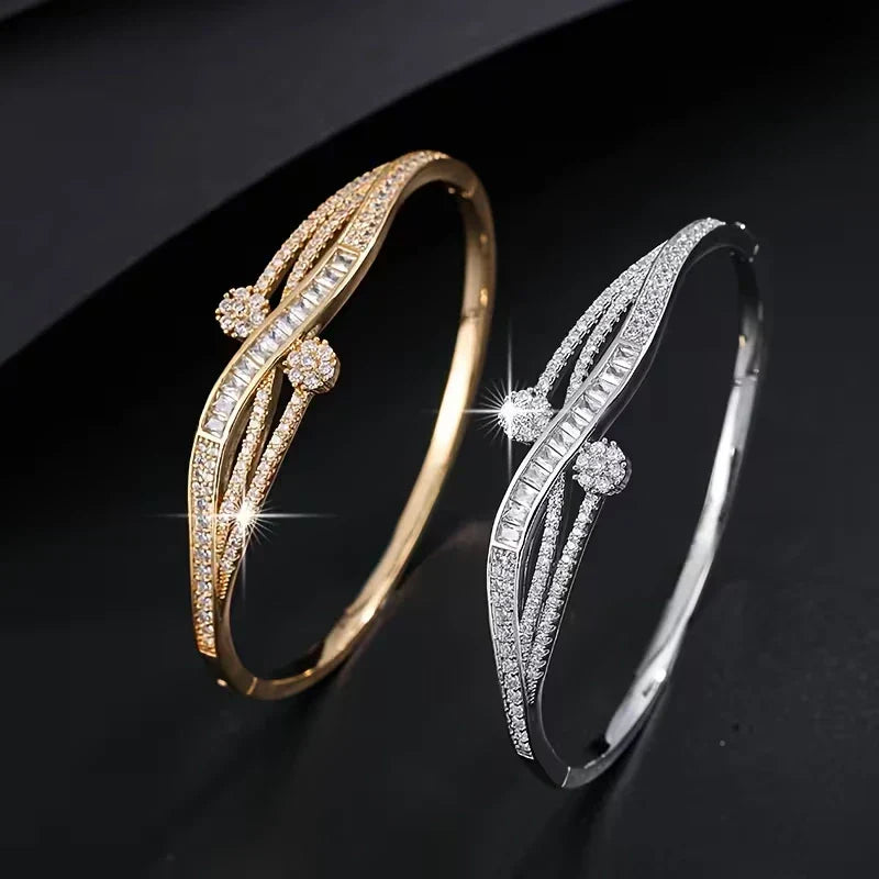 Olivia – Stylish and Versatile Women's Bracelet