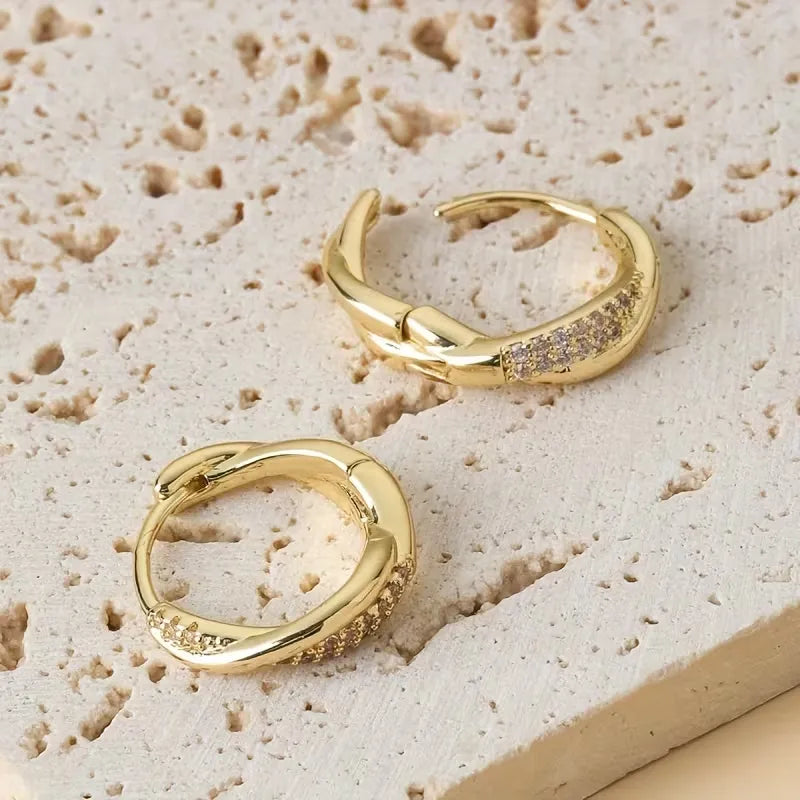 Kara – Earrings Korean Style