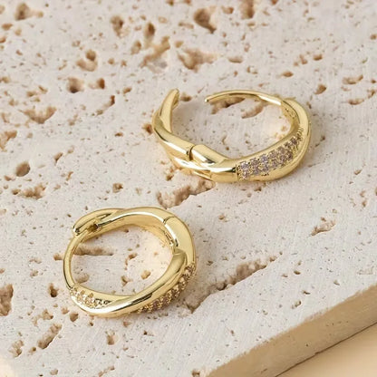 Kara – Earrings Korean Style