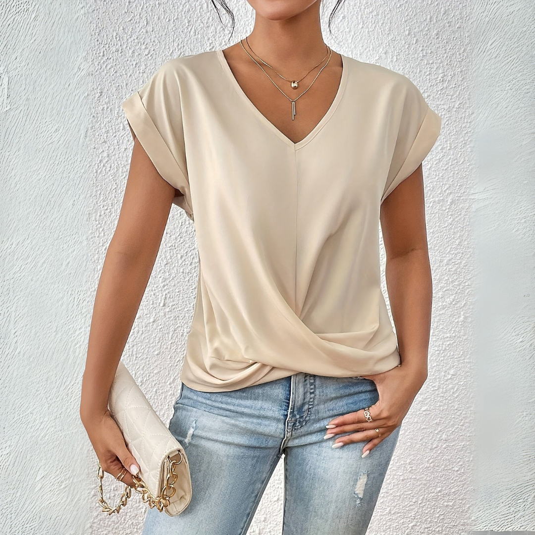 EMMA™ | Stylish T-shirt – Chic & Comfortable