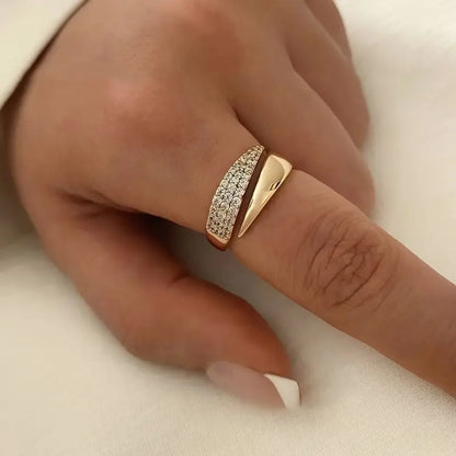 Elegant Ring with Sparkling Stones (Buy 1 Get 1 FREE)