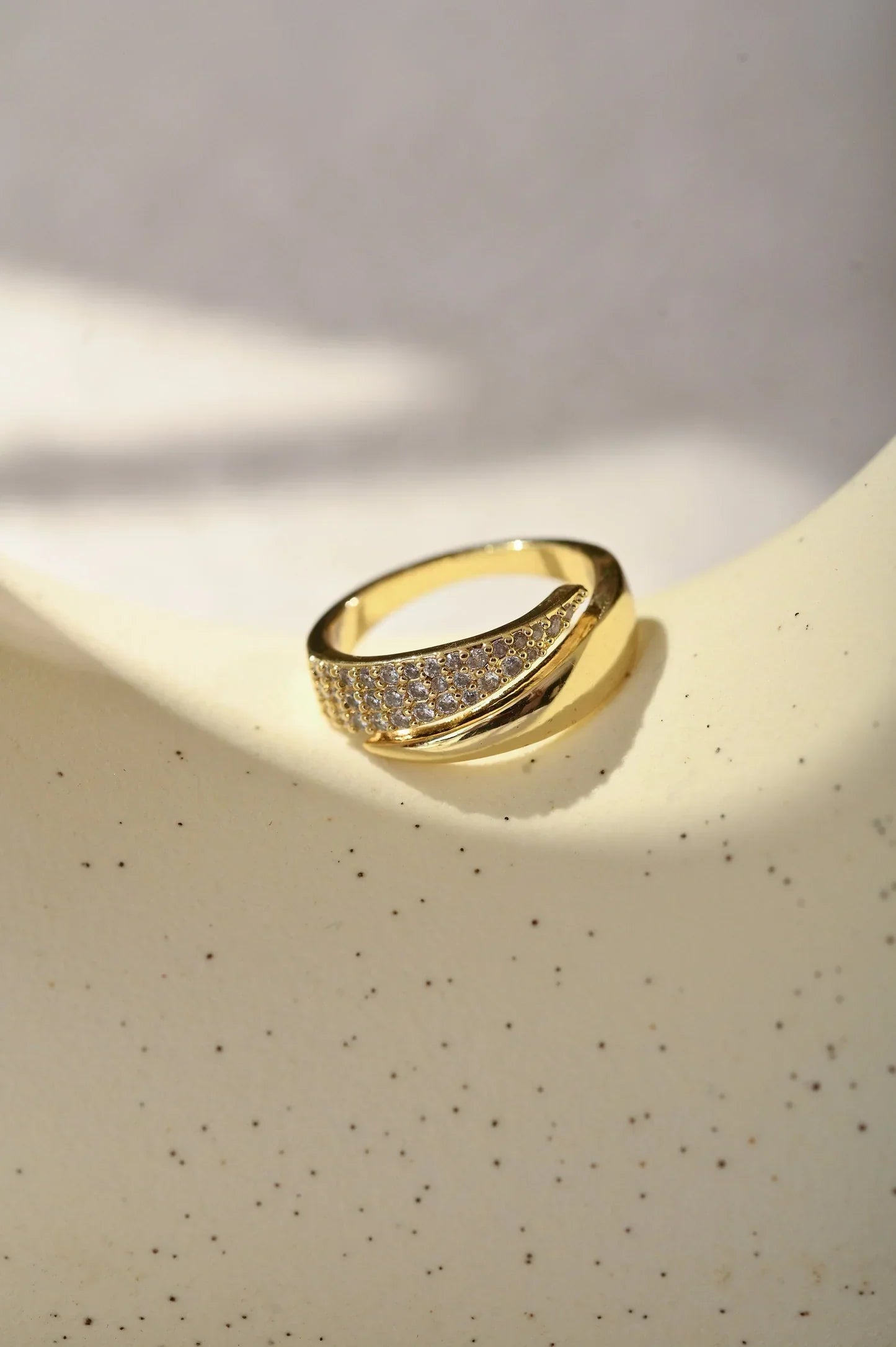 Elegant Ring with Sparkling Stones (Buy 1 Get 1 FREE)