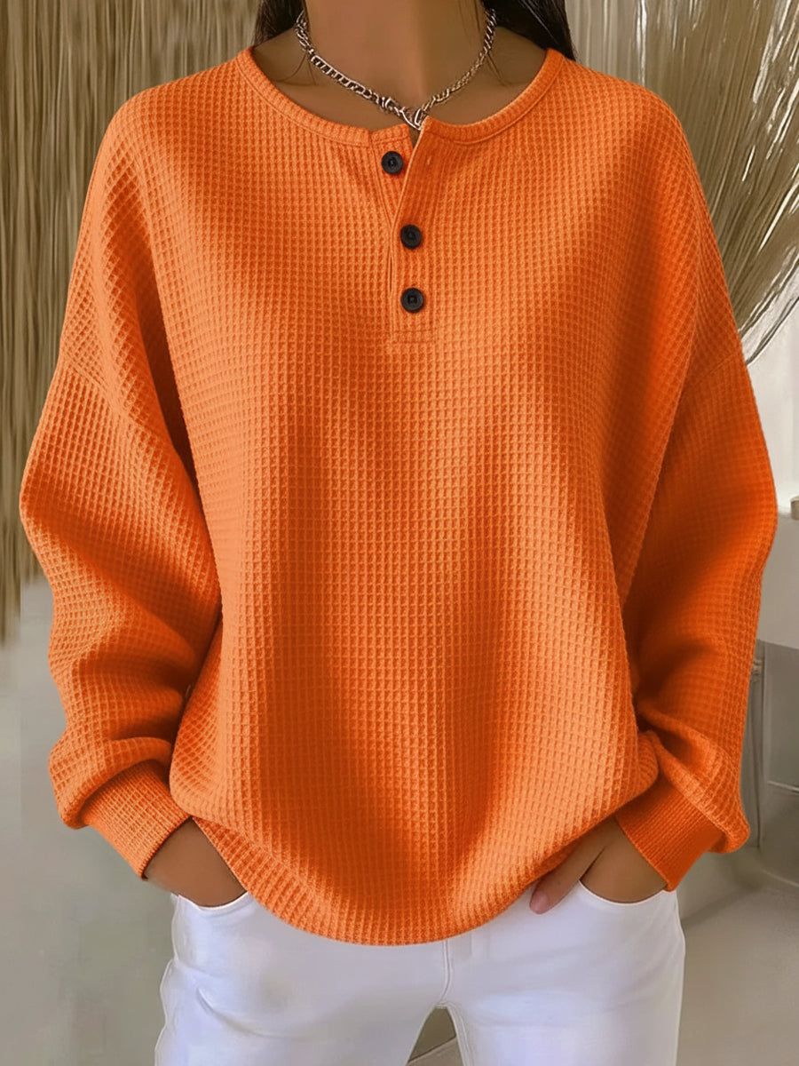Annelie | Stylish Relaxed Henley Top