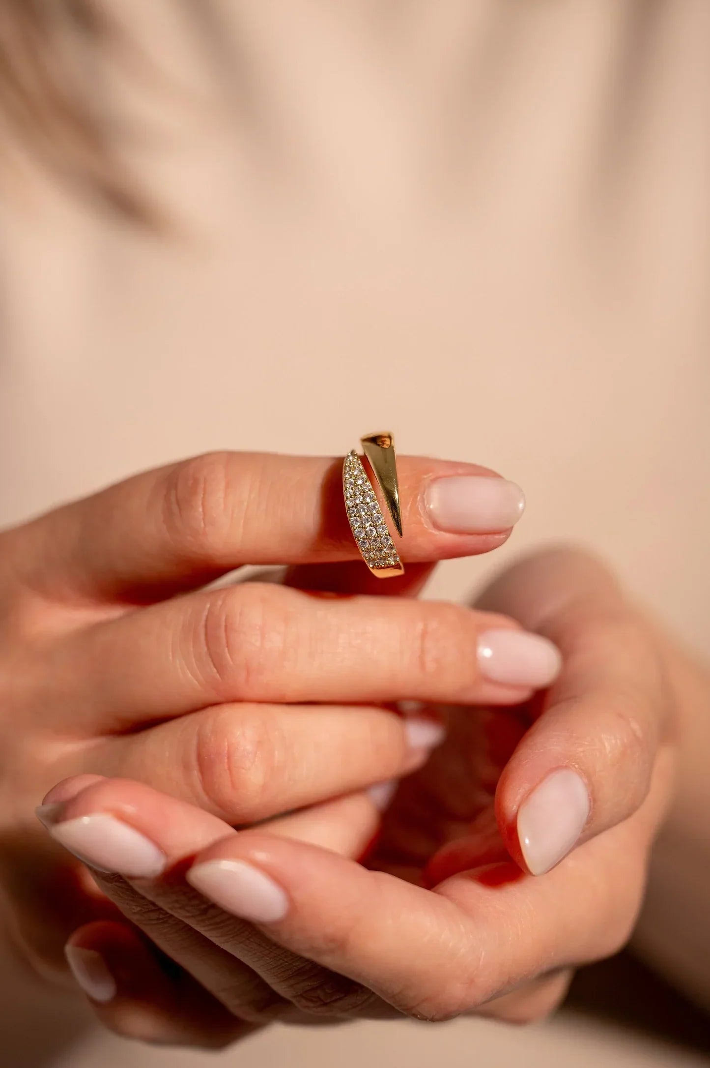 Elegant Ring with Sparkling Stones (Buy 1 Get 1 FREE)