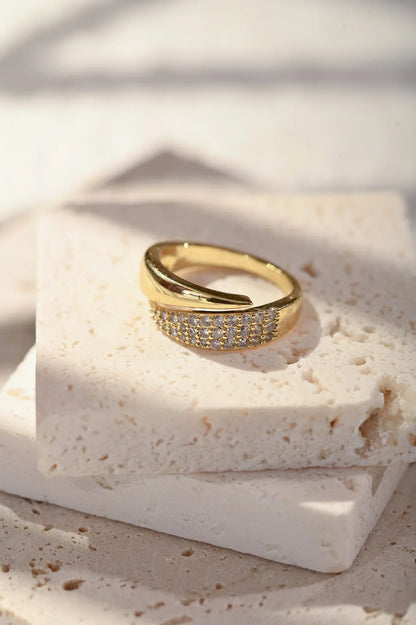 Elegant Ring with Sparkling Stones (Buy 1 Get 1 FREE)