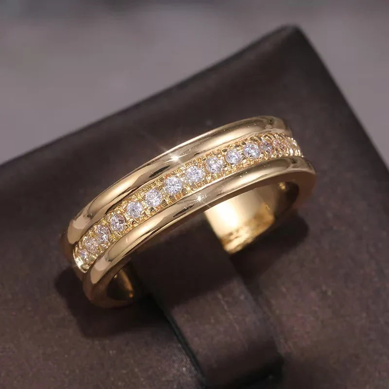 Nadia | Women's Ring with Sparkling Zirconia
